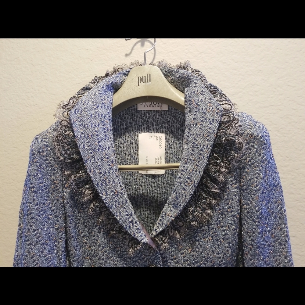 St John evening jacket - Picture 2 of 3